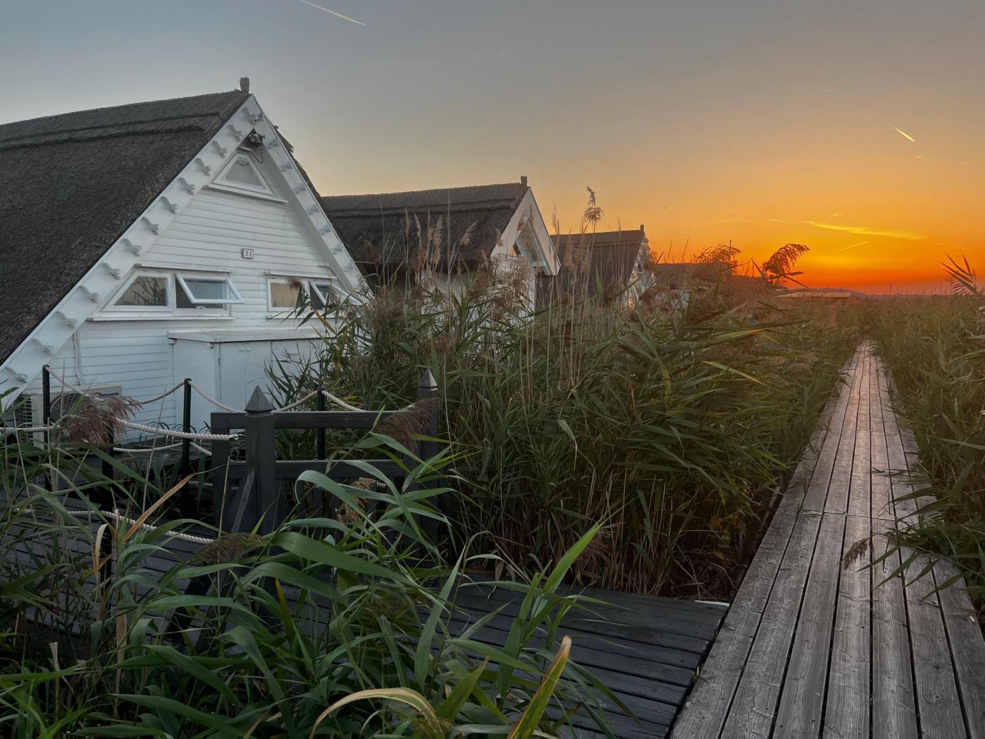 Seehuette Neusiedlersee - Seehaus Inklusive Elektroboot Rust Exterior foto