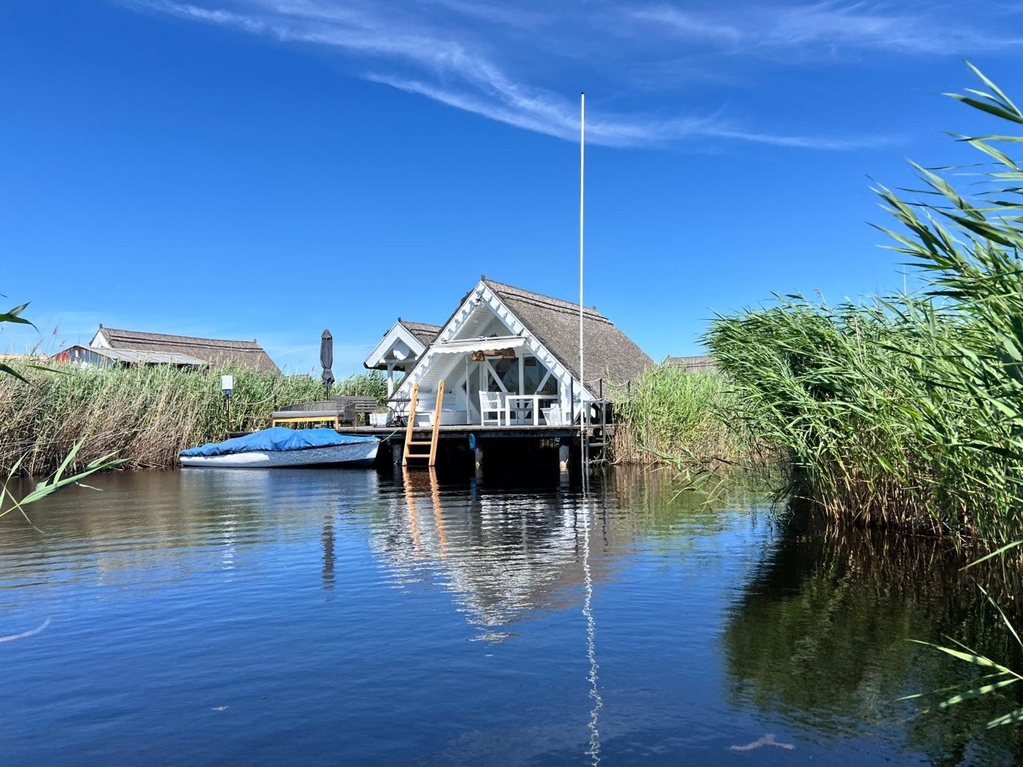 Seehuette Neusiedlersee - Seehaus Inklusive Elektroboot Rust Exterior foto